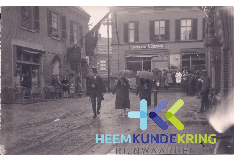 Lutjenhuis uit Coll. J.Peet . Coll HKR (3)